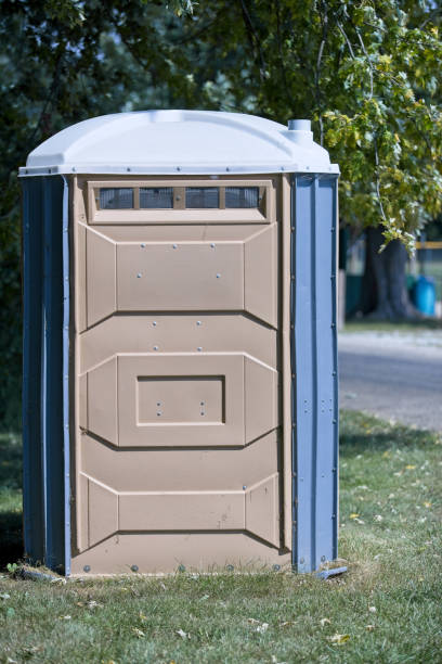 Best Porta potty delivery and setup  in East Troy, WI